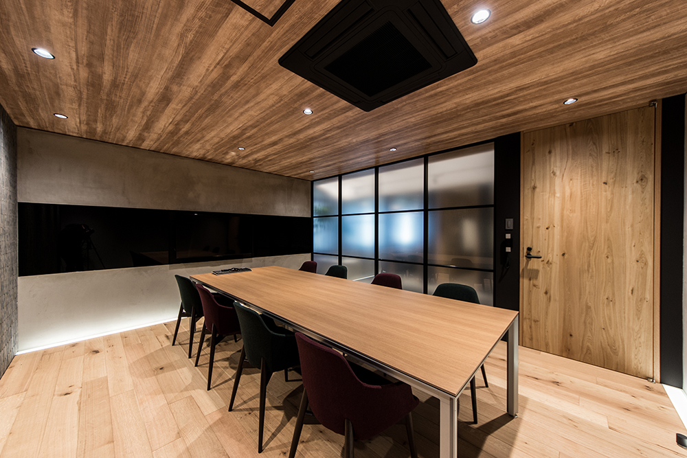 個性的な空間演出に人気のフローリング5選