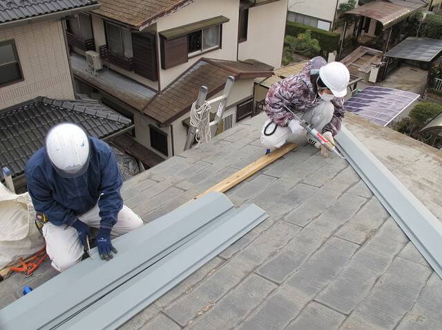 屋根カバー工法でおすすめのメーカーと屋根材を徹底比較 建築資材の検索なら建材ナビ