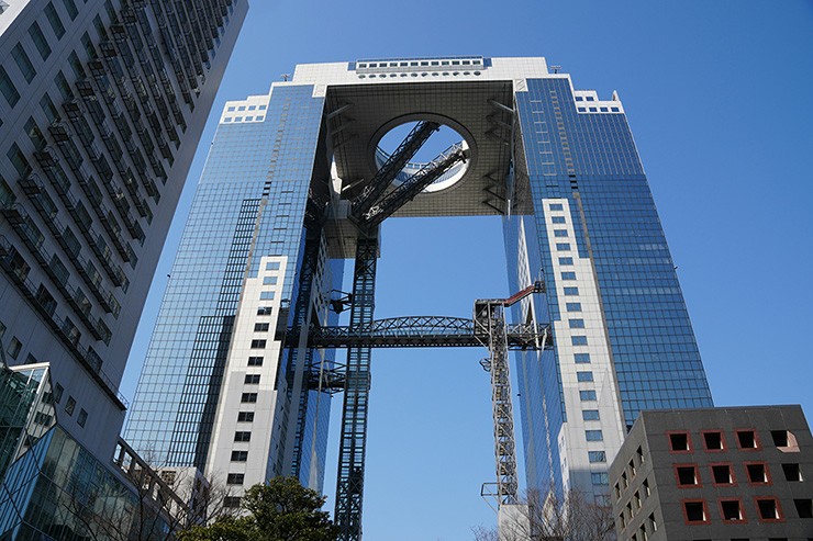 建築家の原広司さん死去|梅田スカイビル・京都駅などの代表作品を紹介