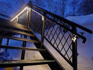 LED補助手すり「LED safety rail」