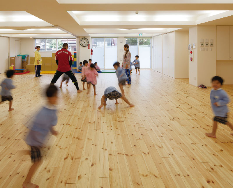 幼稚園・保育園などのオスモカラー再塗装工事