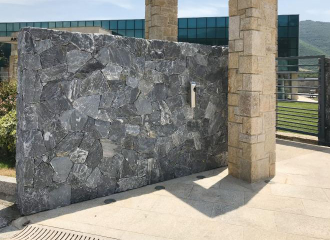 ロッククリフシリーズ